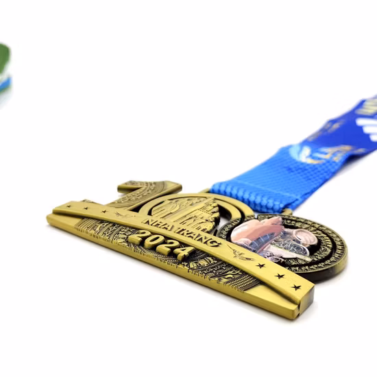 Preço de fábrica personalizado de alta qualidade produtos de forjamento a frio liga de alumínio medalhas de latão placas de identificação